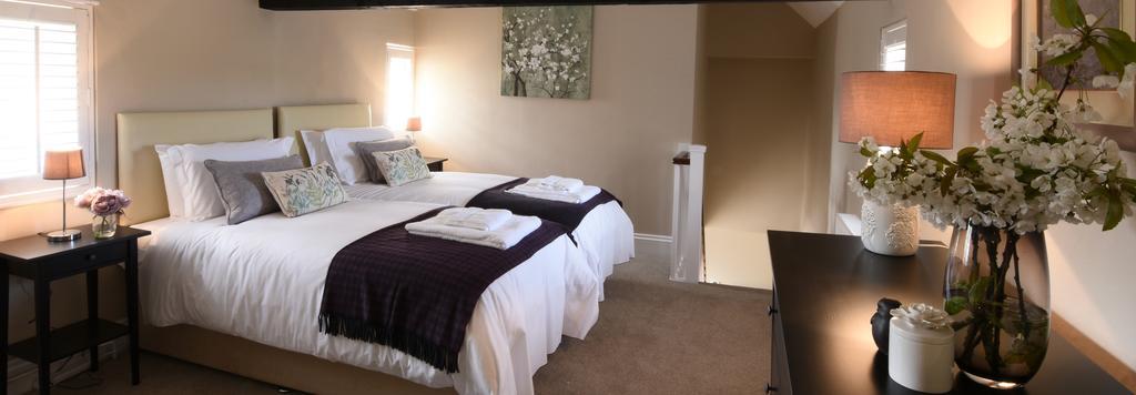 Woodstock Suites Charlton  Екстер'єр фото