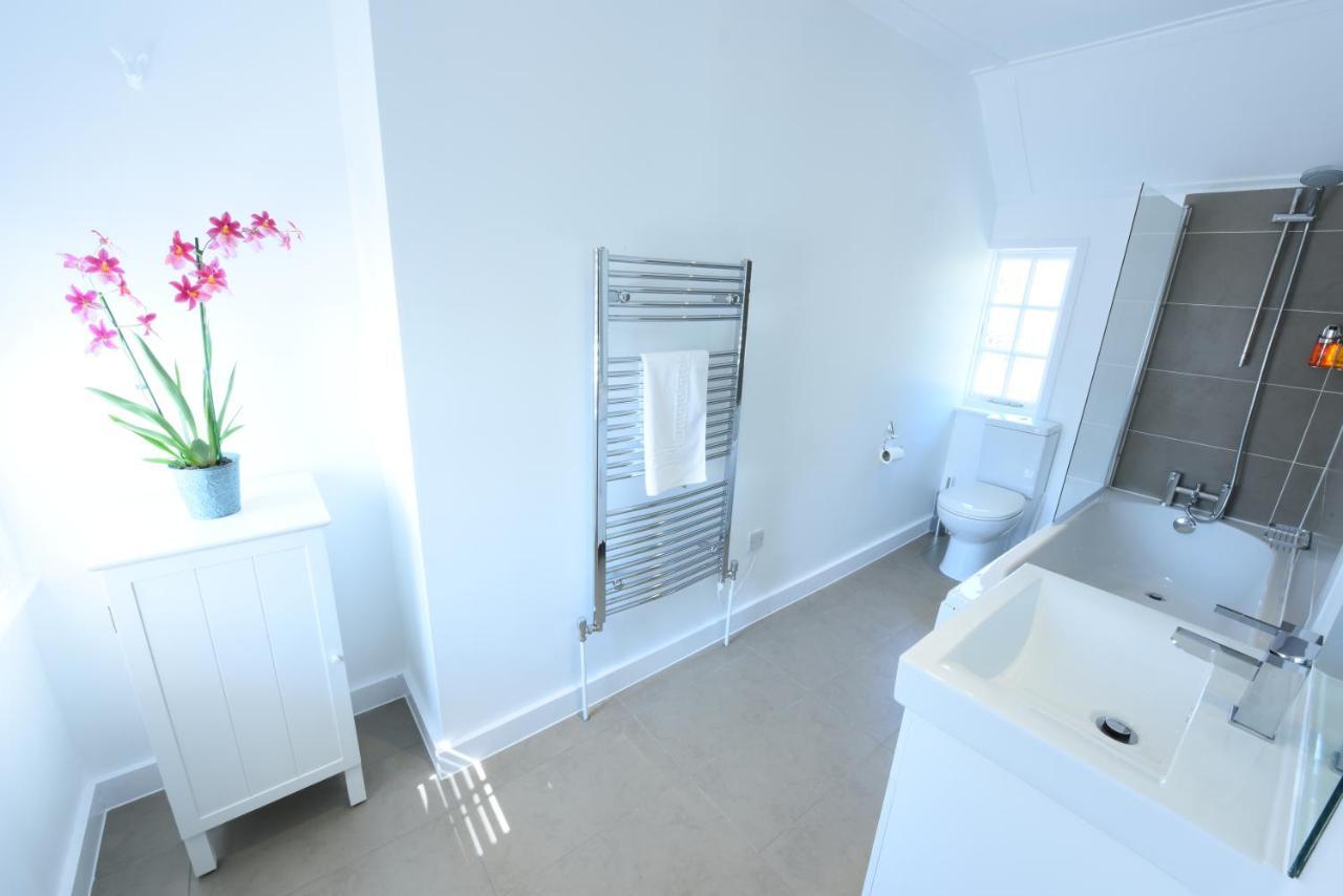 Woodstock Suites Charlton  Екстер'єр фото